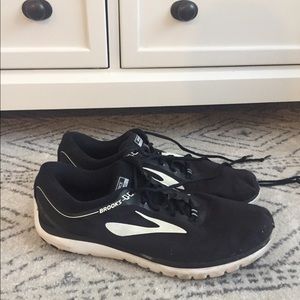 Brooks Men’s PureFlow 7 Running Sneakers Sz 13